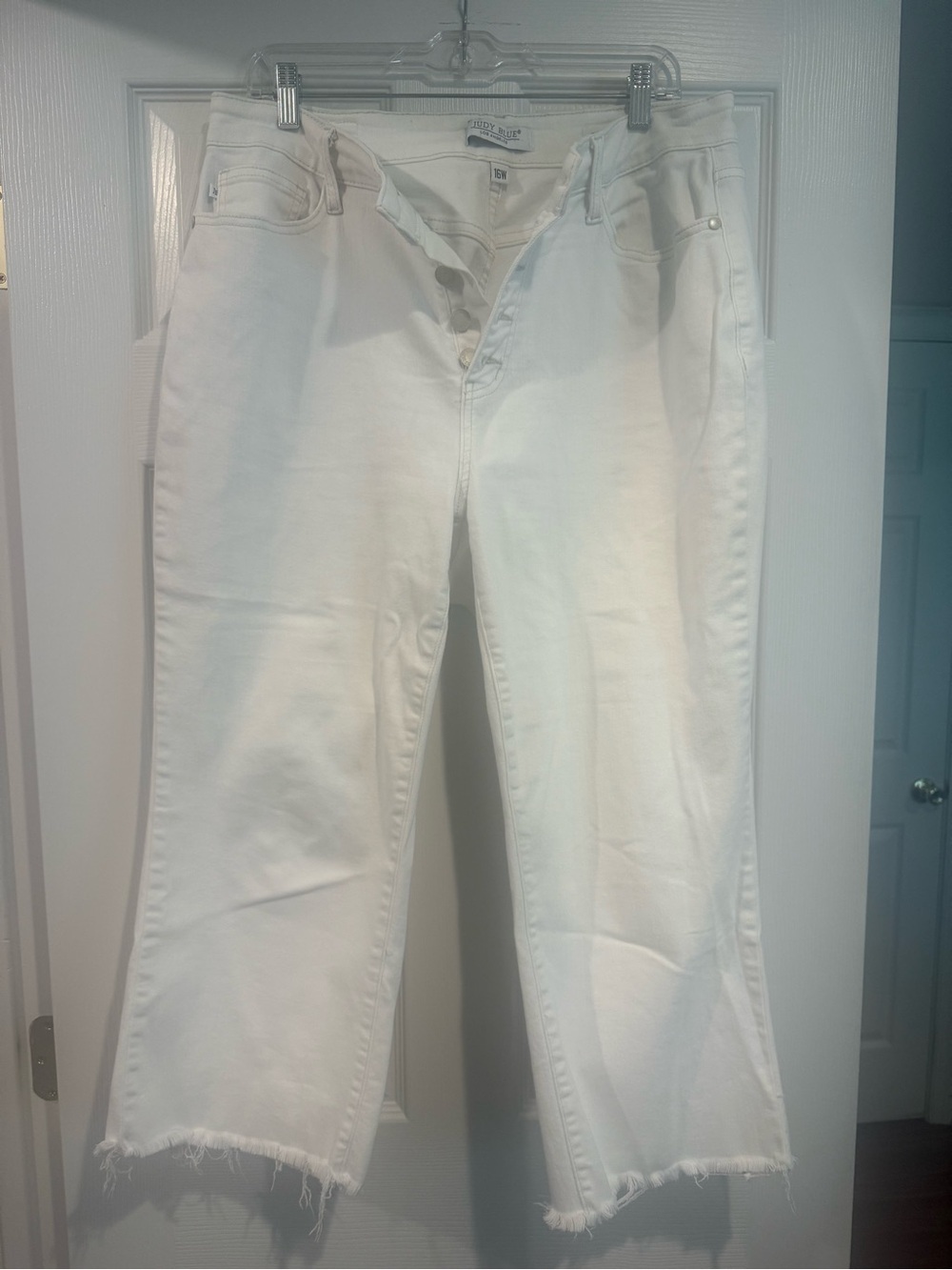 Judy Blue Wide Leg Crop White Jeans Size 16W Raw Hem High Rise